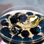 blackberry and perry jelly - with spoon