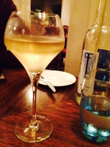 wine at mercure hotel windsor