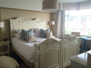 A Weekend in Southend - The Roslin Hotel room