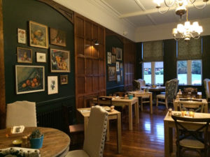 restaurant