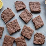 chocolate, thyme and lemon shortbread pieces