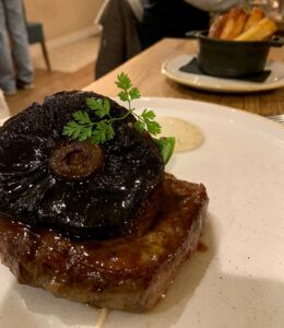 Steak and cep sauce